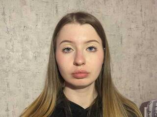 에로틱 한 영상 채팅 DonnettaKlostermann