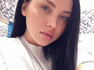 에로틱 한 영상 채팅 Dorettii