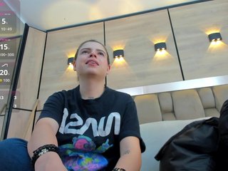 에로틱 한 영상 채팅 DorothyVegga