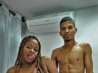 에로틱 한 영상 채팅 Dou-Black