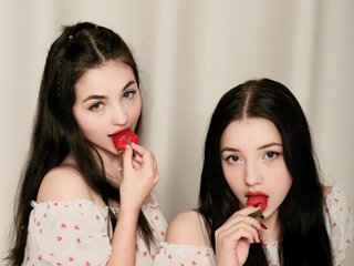에로틱 한 영상 채팅 DoubleTrouble4Daddy
