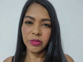 에로틱 한 영상 채팅 DoutzenDrose