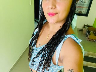 에로틱 한 영상 채팅 Dulcemelissa777
