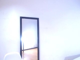 에로틱 한 영상 채팅 ebony-sexy-milf