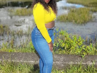 에로틱 한 영상 채팅 Ebony-sofia