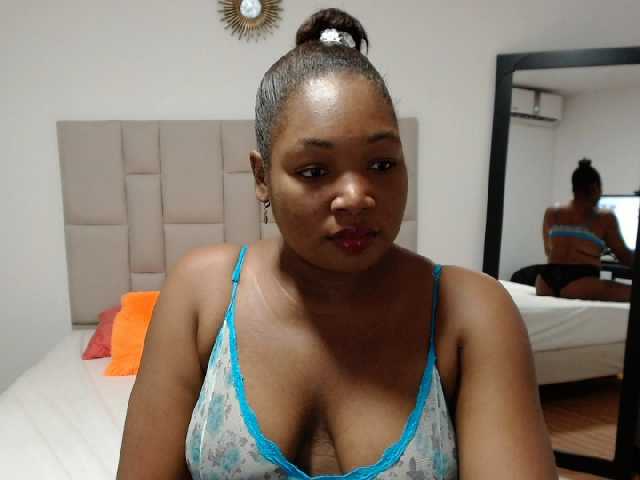 사진 EbonyCamille I wanna be full naked for youou! 199, we are 142 tokens closer!