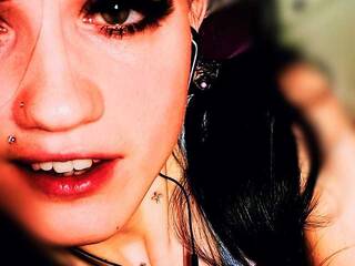 에로틱 한 영상 채팅 EclipseKiss