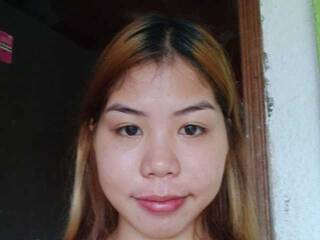 에로틱 한 영상 채팅 Edna2023