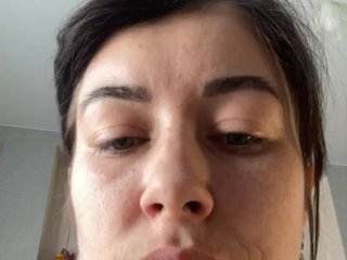 에로틱 한 영상 채팅 KatrinZeta