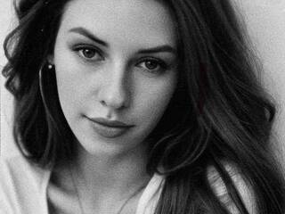 에로틱 한 영상 채팅 ElegantLadyMia