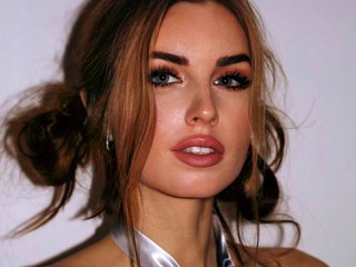 에로틱 한 영상 채팅 ElenaStrawberry