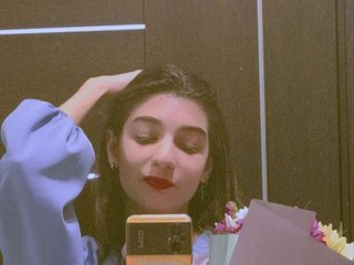 에로틱 한 영상 채팅 ElfyRares