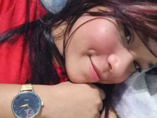 에로틱 한 영상 채팅 Eli-Red