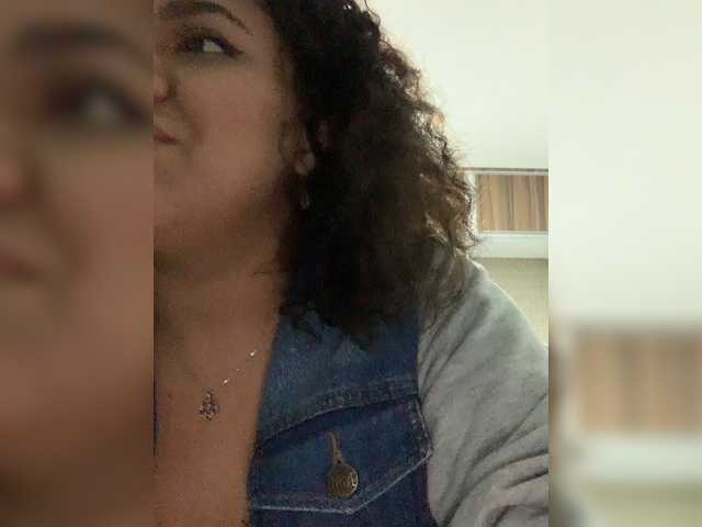 방송 스크린 샷 Eli-rosse