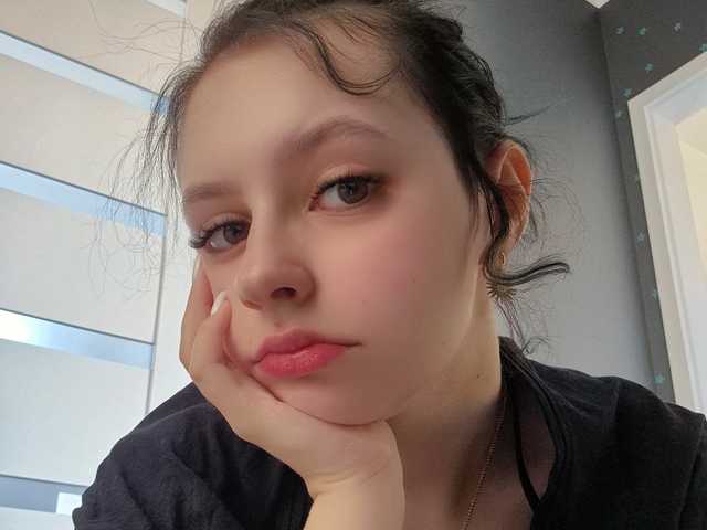 프로필 사진 ElianaFlirt