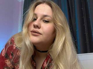 에로틱 한 영상 채팅 ElienArinly