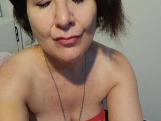 에로틱 한 영상 채팅 ElitalianMilf