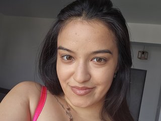 에로틱 한 영상 채팅 Eliyen
