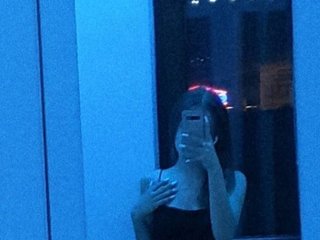 에로틱 한 영상 채팅 Eliza0
