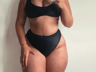 에로틱 한 영상 채팅 elizafadinhaa