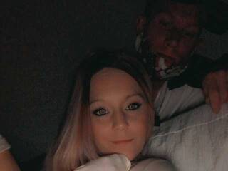 에로틱 한 영상 채팅 EllaRyder