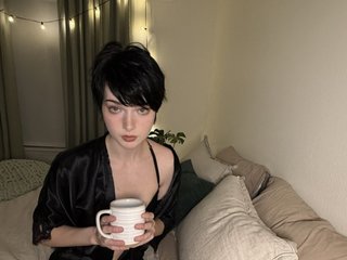 에로틱 한 영상 채팅 EllaBlue