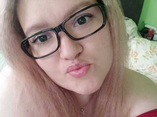 에로틱 한 영상 채팅 Ellaryy