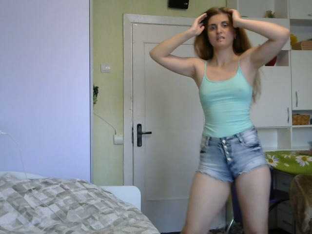 사진 EllenLaPeach Hi all. I'm new here. Opened for new. My goal is hot dance