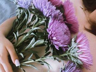 에로틱 한 영상 채팅 Ellie99