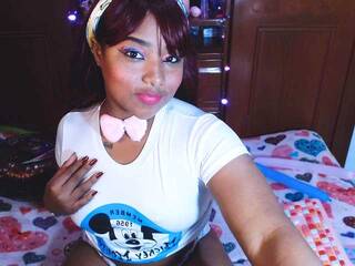 에로틱 한 영상 채팅 ellieDverall