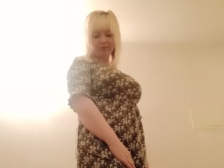 에로틱 한 영상 채팅 ElliUensdey