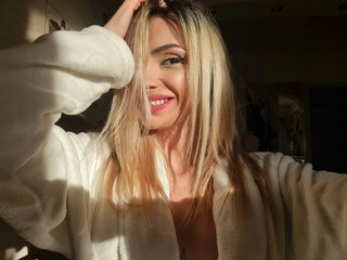 에로틱 한 영상 채팅 EllyAniston