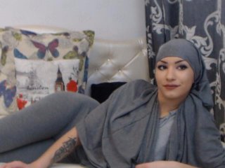 사진 ElyshaArabian ohmibod on; 75 tks flash boobies; 100 tks flash face; 110 tks flash ass; 130 tks flash pussy; 200 tks flash hair; 1000 tks striptease :*