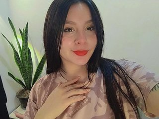 에로틱 한 영상 채팅 Emajames25