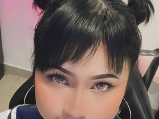에로틱 한 영상 채팅 Emeliexalvarez