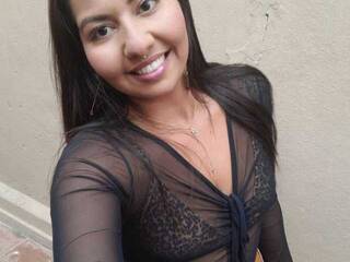 에로틱 한 영상 채팅 Emyllinha