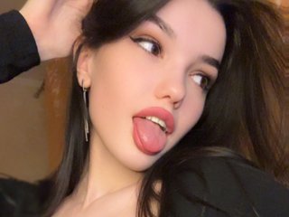 에로틱 한 영상 채팅 Emilechka