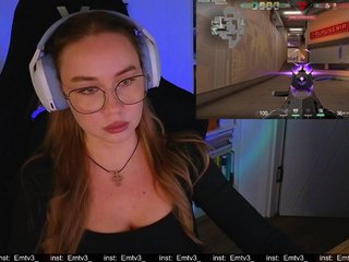 에로틱 한 영상 채팅 Emili1-