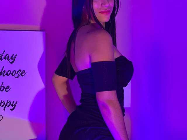 프로필 사진 EmillyRoberts