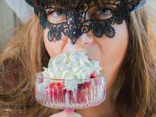 에로틱 한 영상 채팅 Emily-BOOBS-