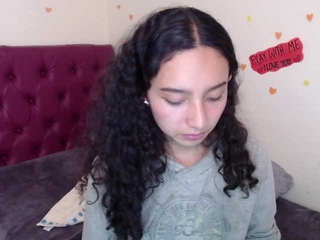 방송 스크린 샷 Emily08