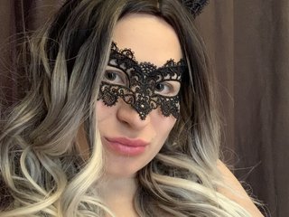 에로틱 한 영상 채팅 Emily777