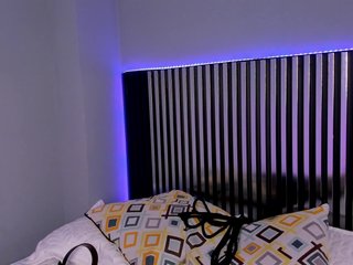 에로틱 한 영상 채팅 EmilyBeltonn