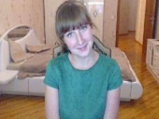 에로틱 한 영상 채팅 emilyholas6
