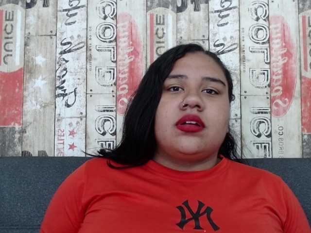 방송 스크린 샷 EmilyJohnson