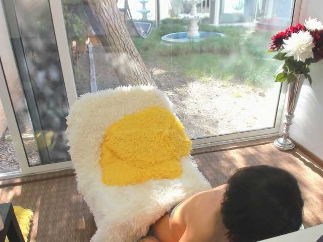 방송 스크린 샷 emilypayton