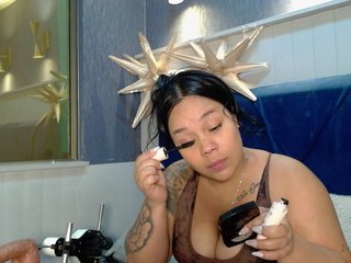 에로틱 한 영상 채팅 EmilyQueen3xx