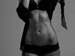 에로틱 한 영상 채팅 EmilySimons