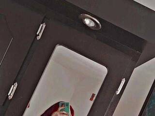 에로틱 한 영상 채팅 Emma-Erotic