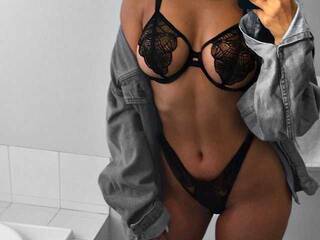 에로틱 한 영상 채팅 Emma-Hawk